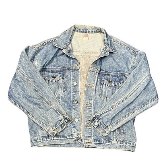 Shuttle Untied Denim Button-up - Picture 1 of 3